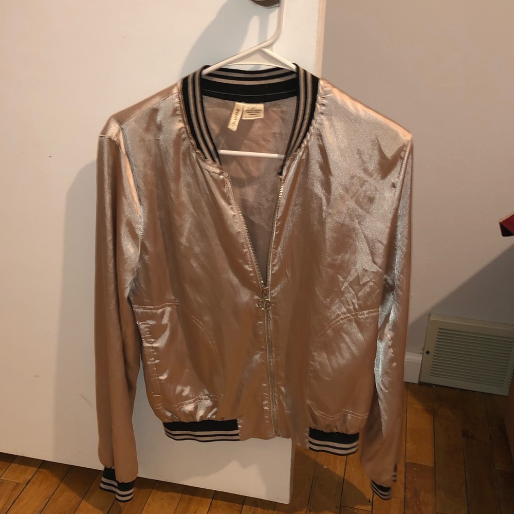 Zip up
